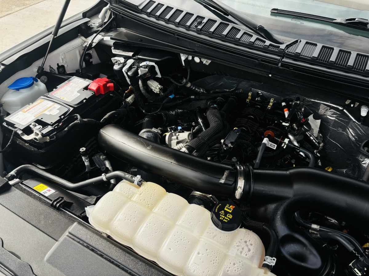 Photo 24 of this Lincoln Navigator L