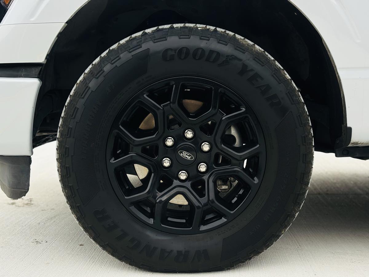 Photo 26 of this Ford F-150