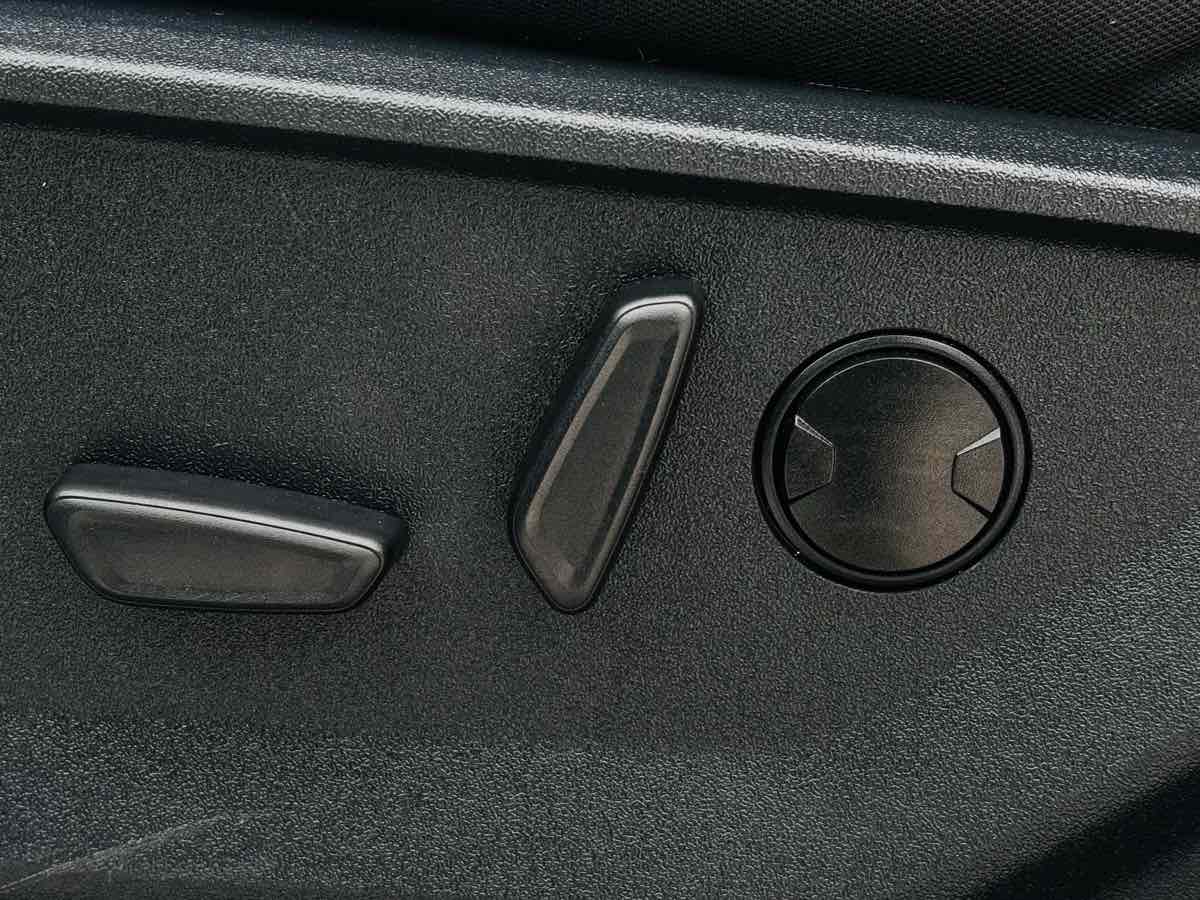 Photo 29 of this Ford F-150