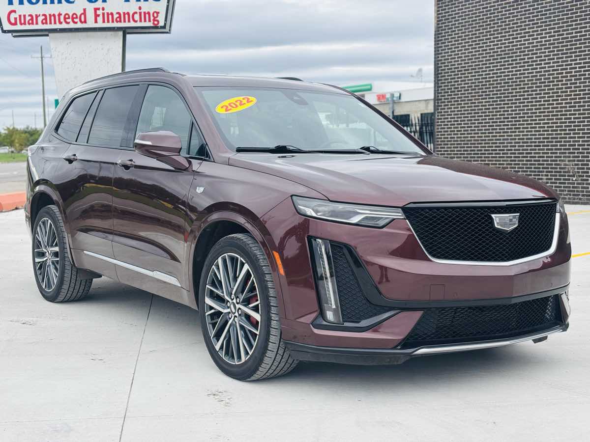 Photo 6 of this Cadillac XT6