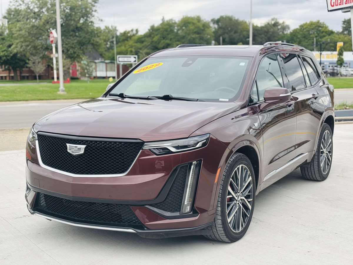 Photo 20 of this Cadillac XT6