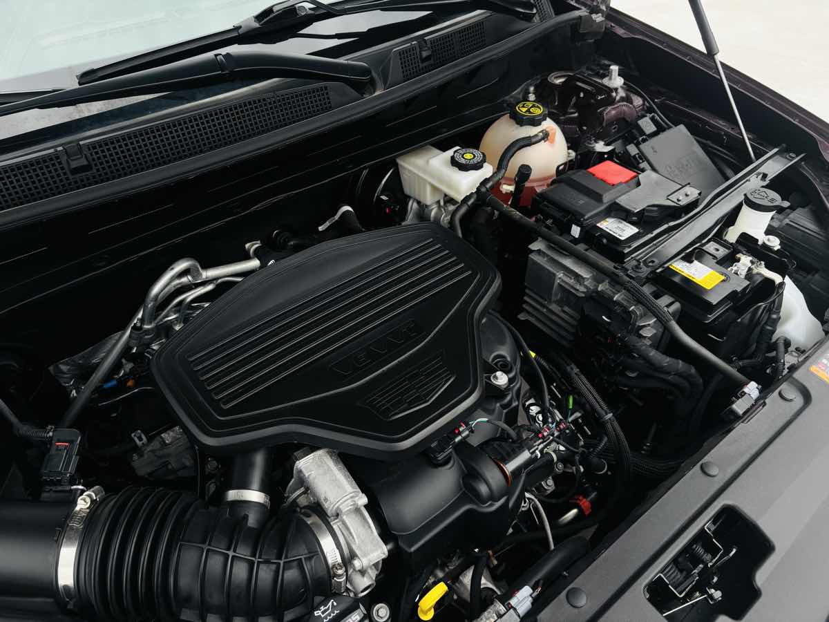 Photo 25 of this Cadillac XT6