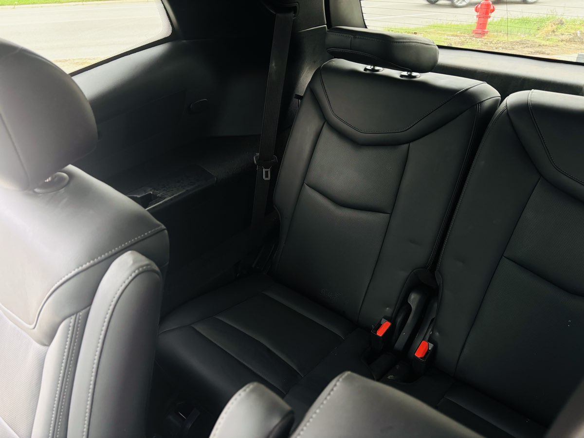 Photo 41 of this Cadillac XT6
