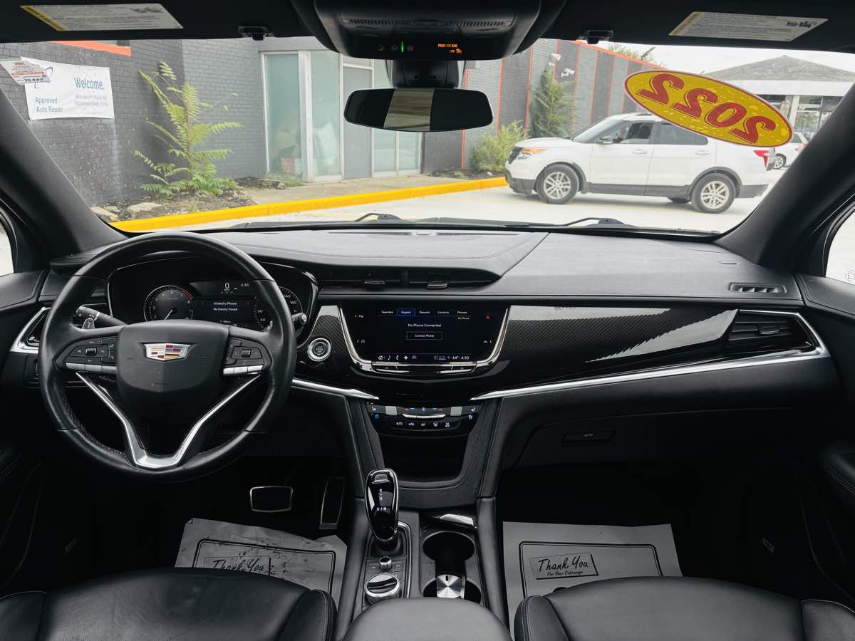 Photo 53 of this Cadillac XT6