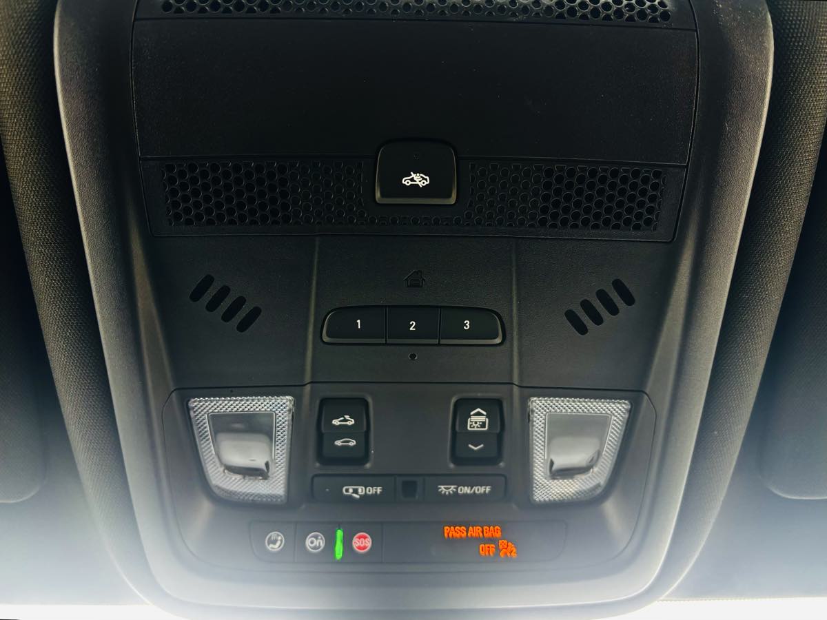 Photo 54 of this Cadillac XT6