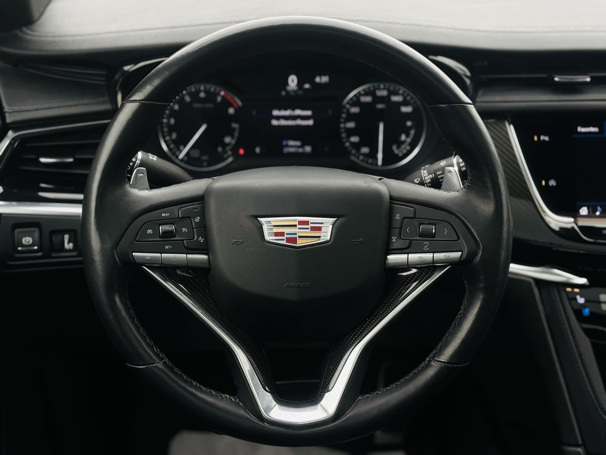 Photo 56 of this Cadillac XT6