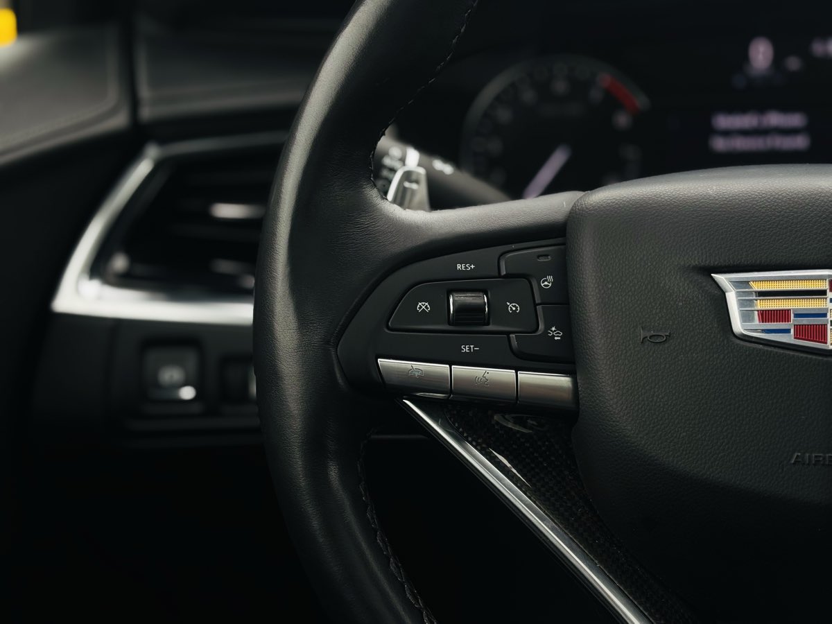 Photo 57 of this Cadillac XT6