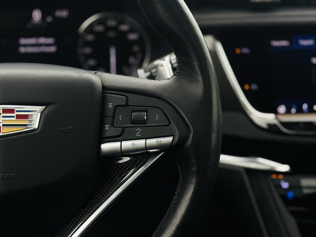 Photo 58 of this Cadillac XT6