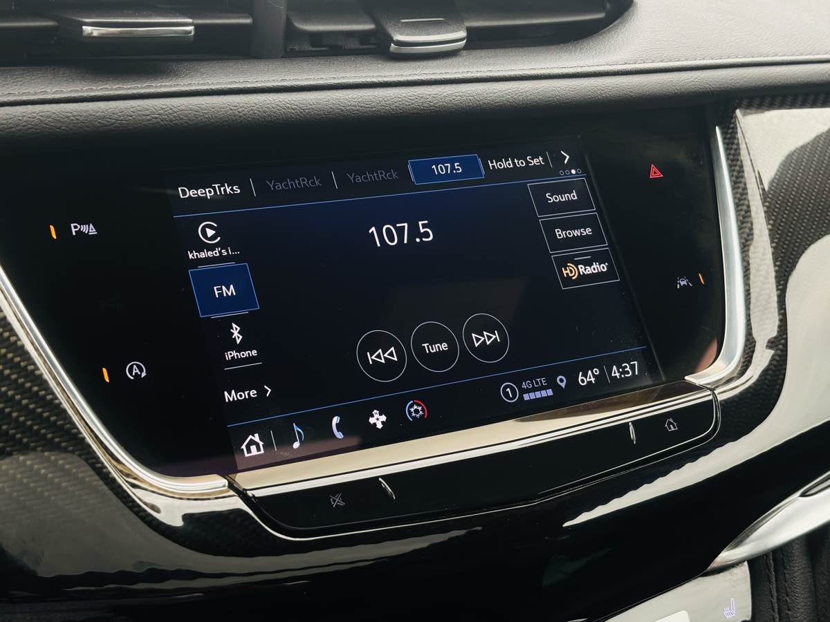 Photo 70 of this Cadillac XT6