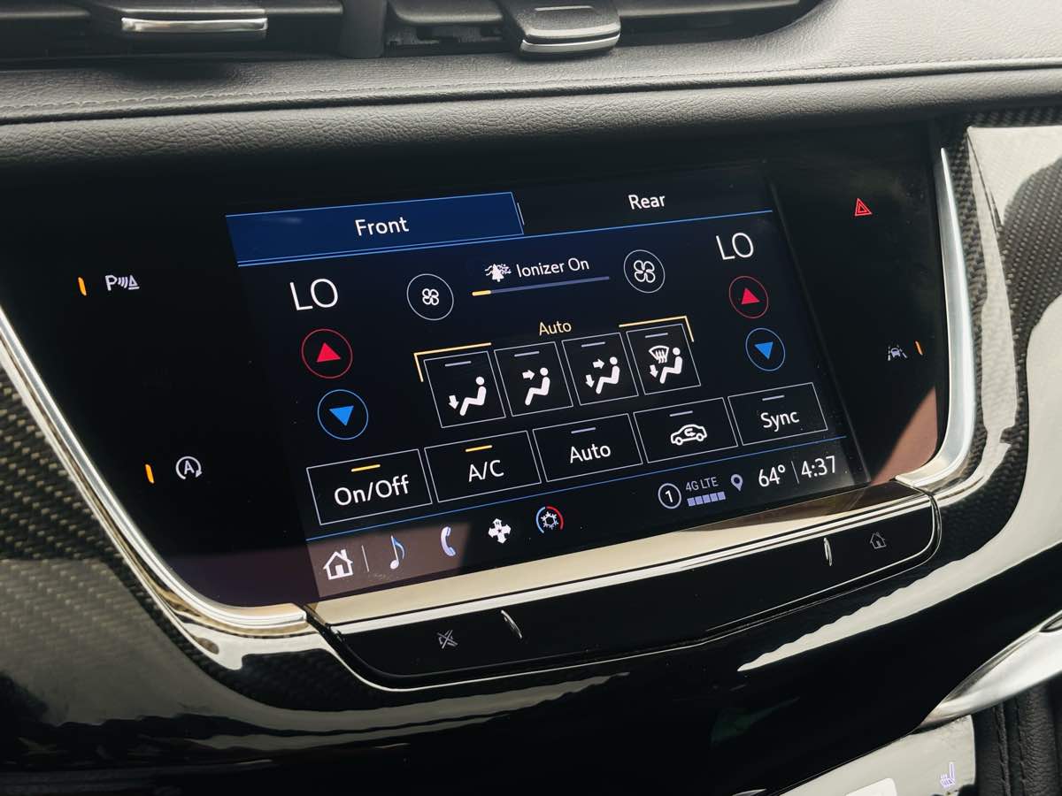 Photo 72 of this Cadillac XT6