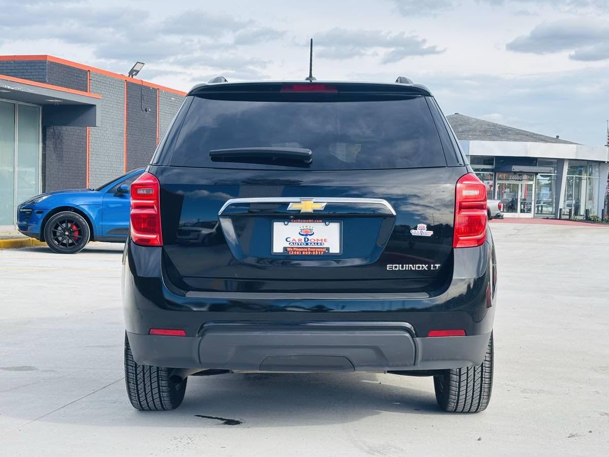 Photo 12 of this Chevrolet Equinox