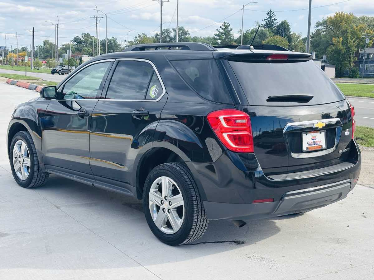 Photo 14 of this Chevrolet Equinox
