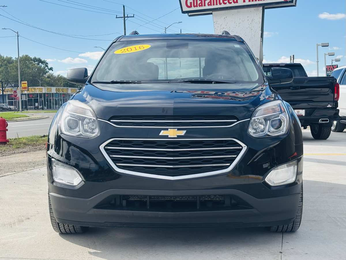 Photo 19 of this Chevrolet Equinox