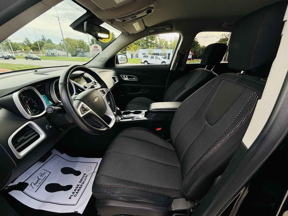 Photo 30 of this Chevrolet Equinox