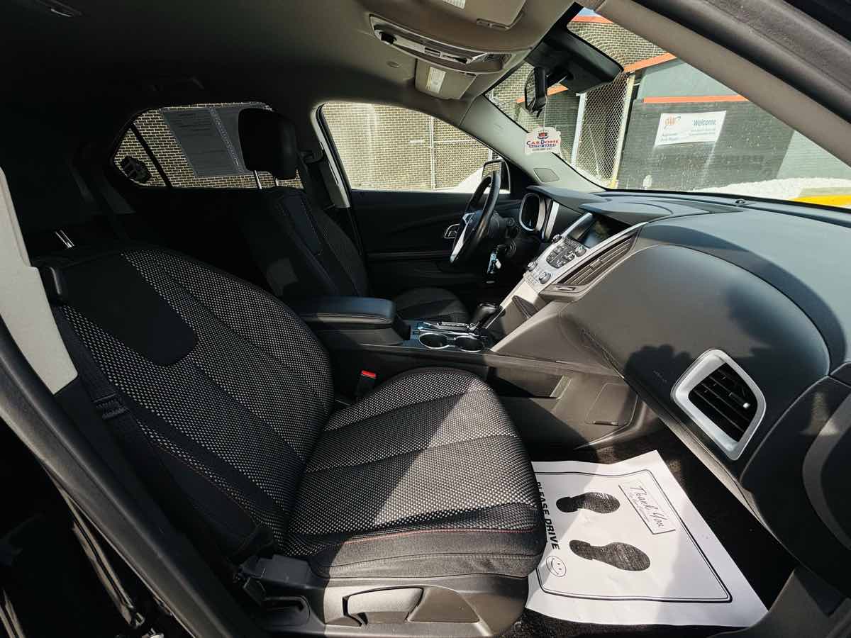 Photo 41 of this Chevrolet Equinox