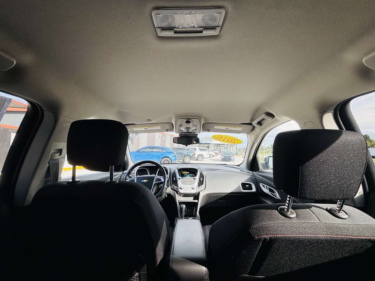Photo 44 of this Chevrolet Equinox