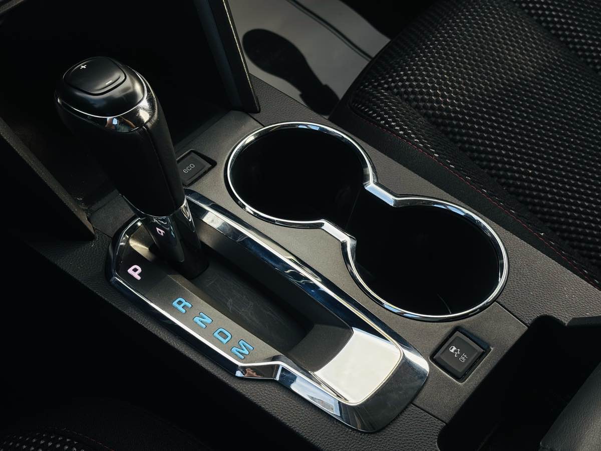 Photo 54 of this Chevrolet Equinox