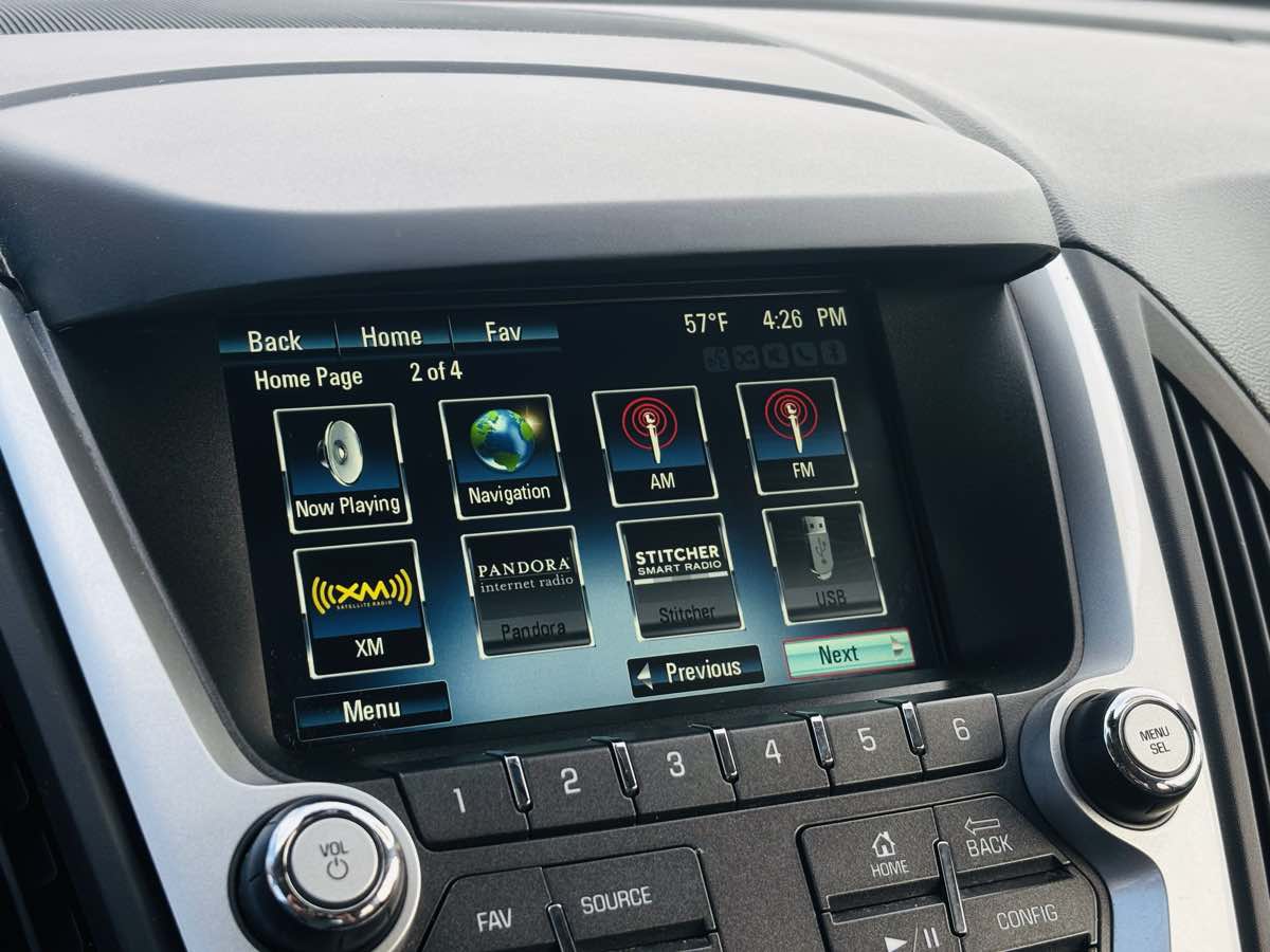 Photo 56 of this Chevrolet Equinox
