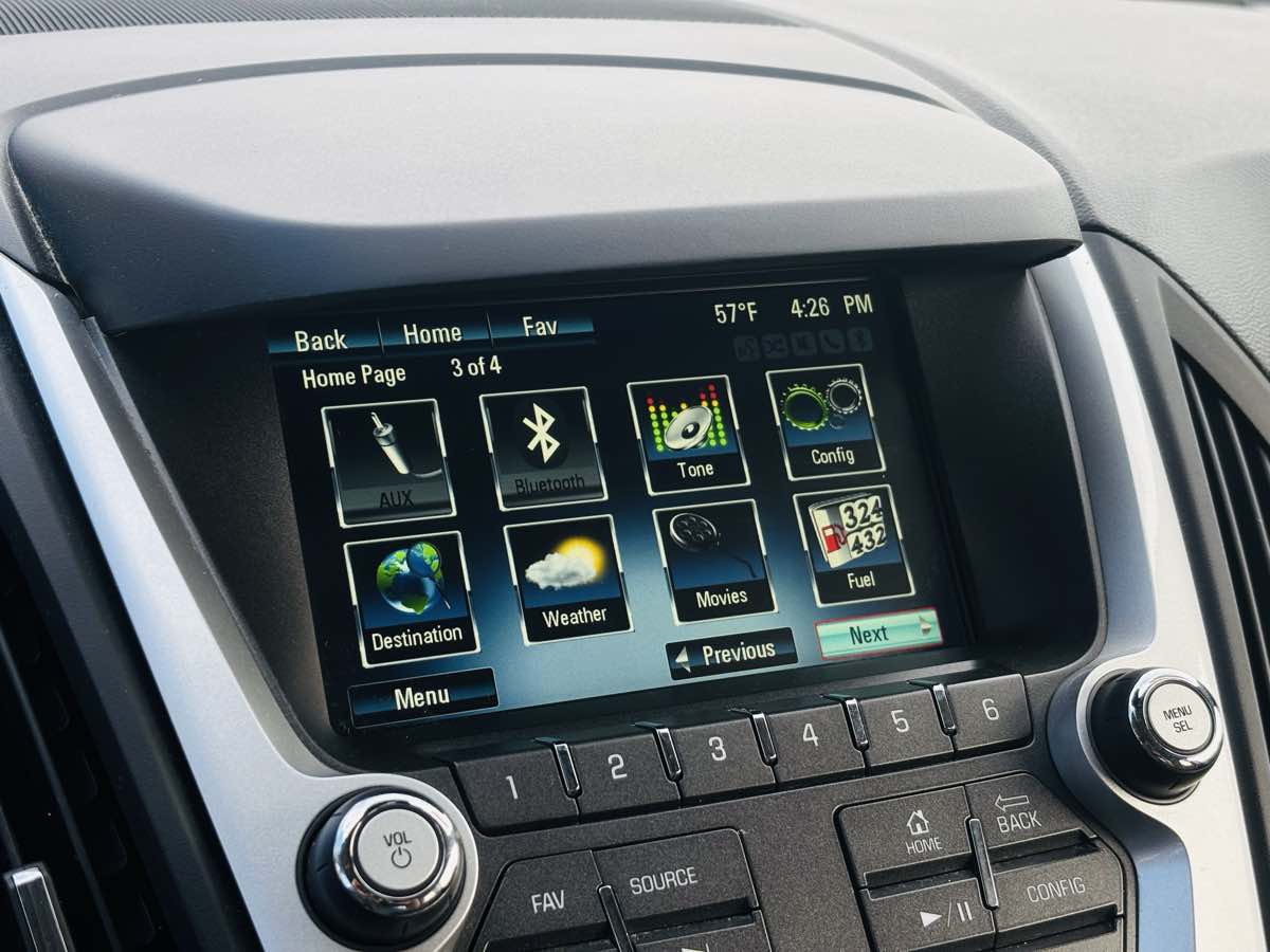 Photo 57 of this Chevrolet Equinox