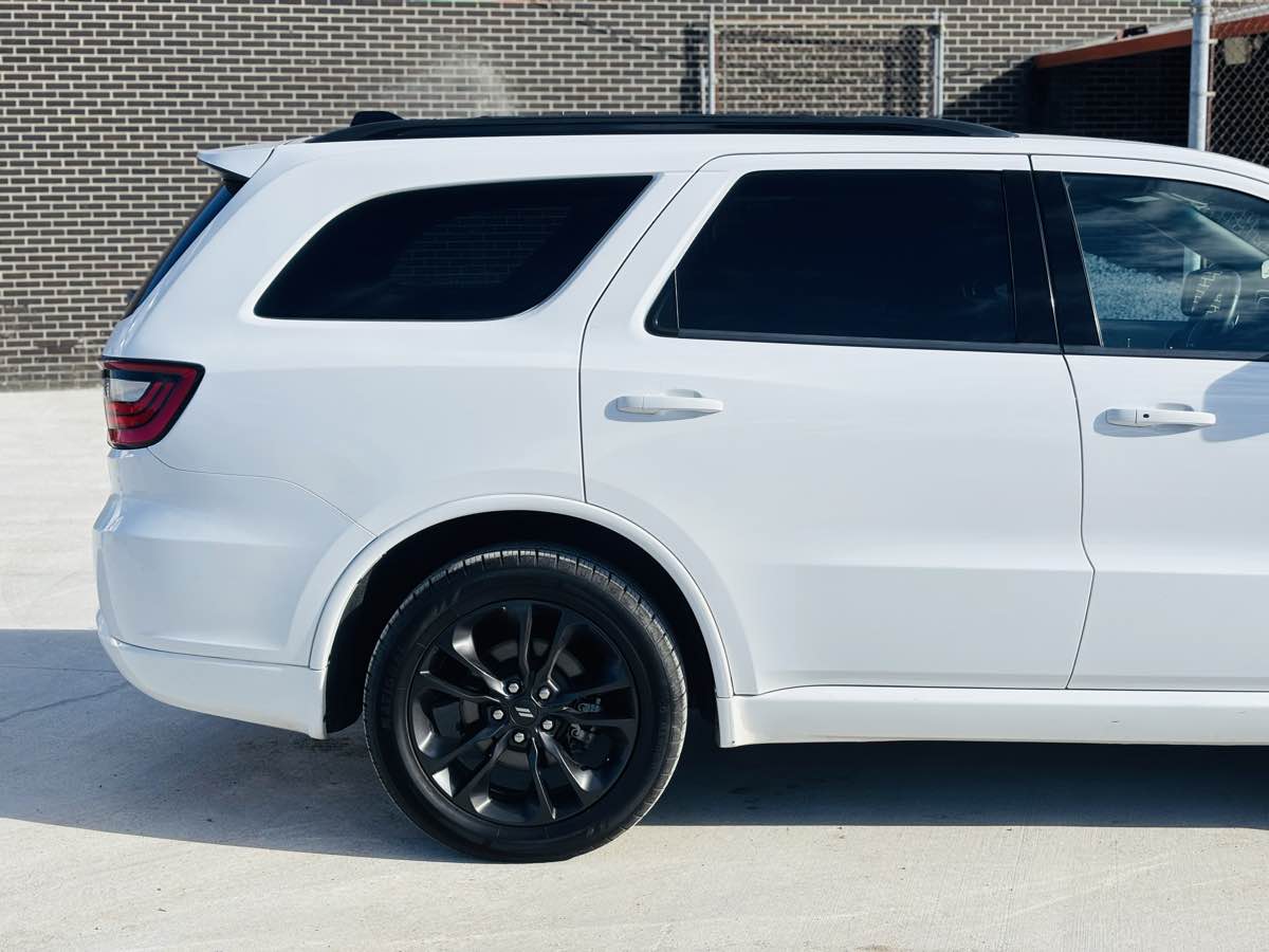 Photo 7 of this Dodge Durango