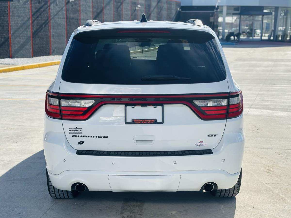 Photo 9 of this Dodge Durango