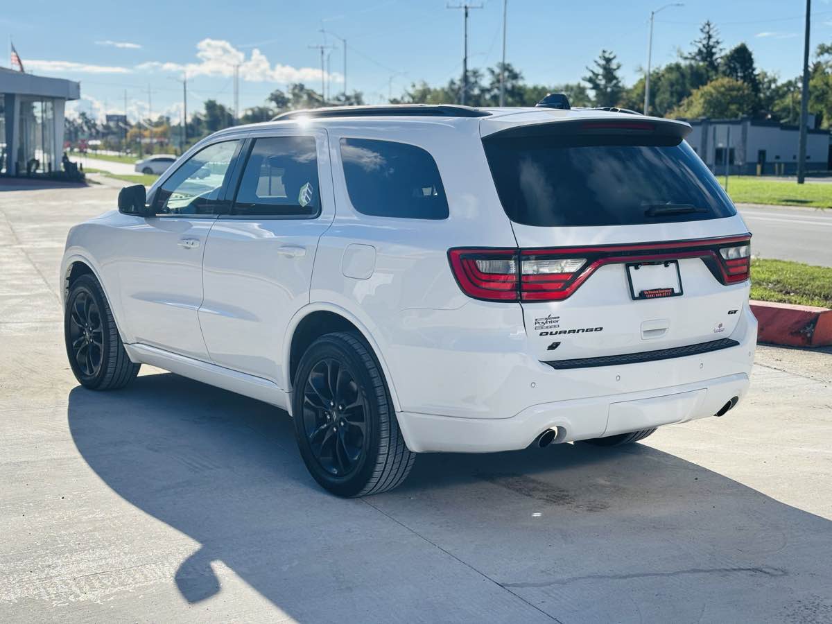 Photo 14 of this Dodge Durango