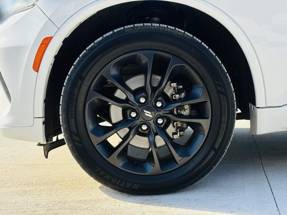 Photo 28 of this Dodge Durango