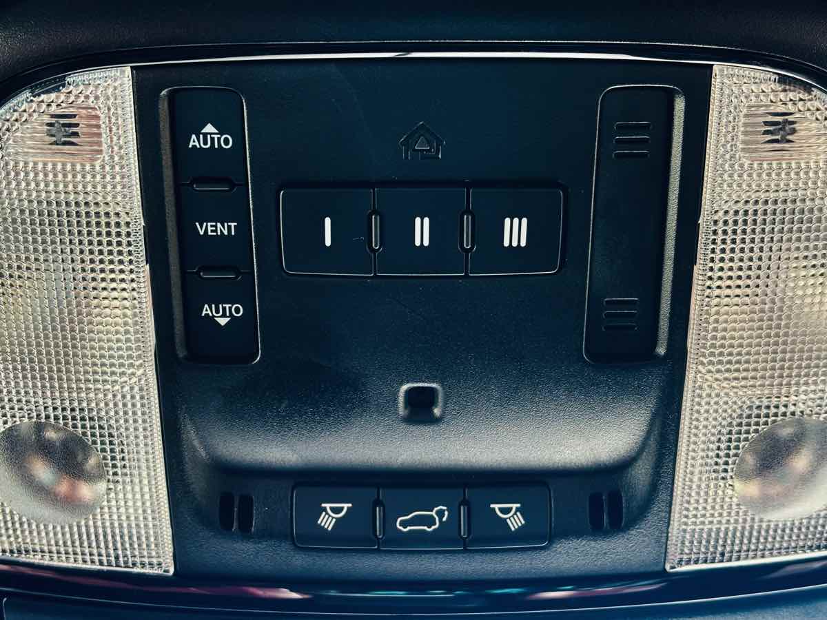 Photo 49 of this Dodge Durango