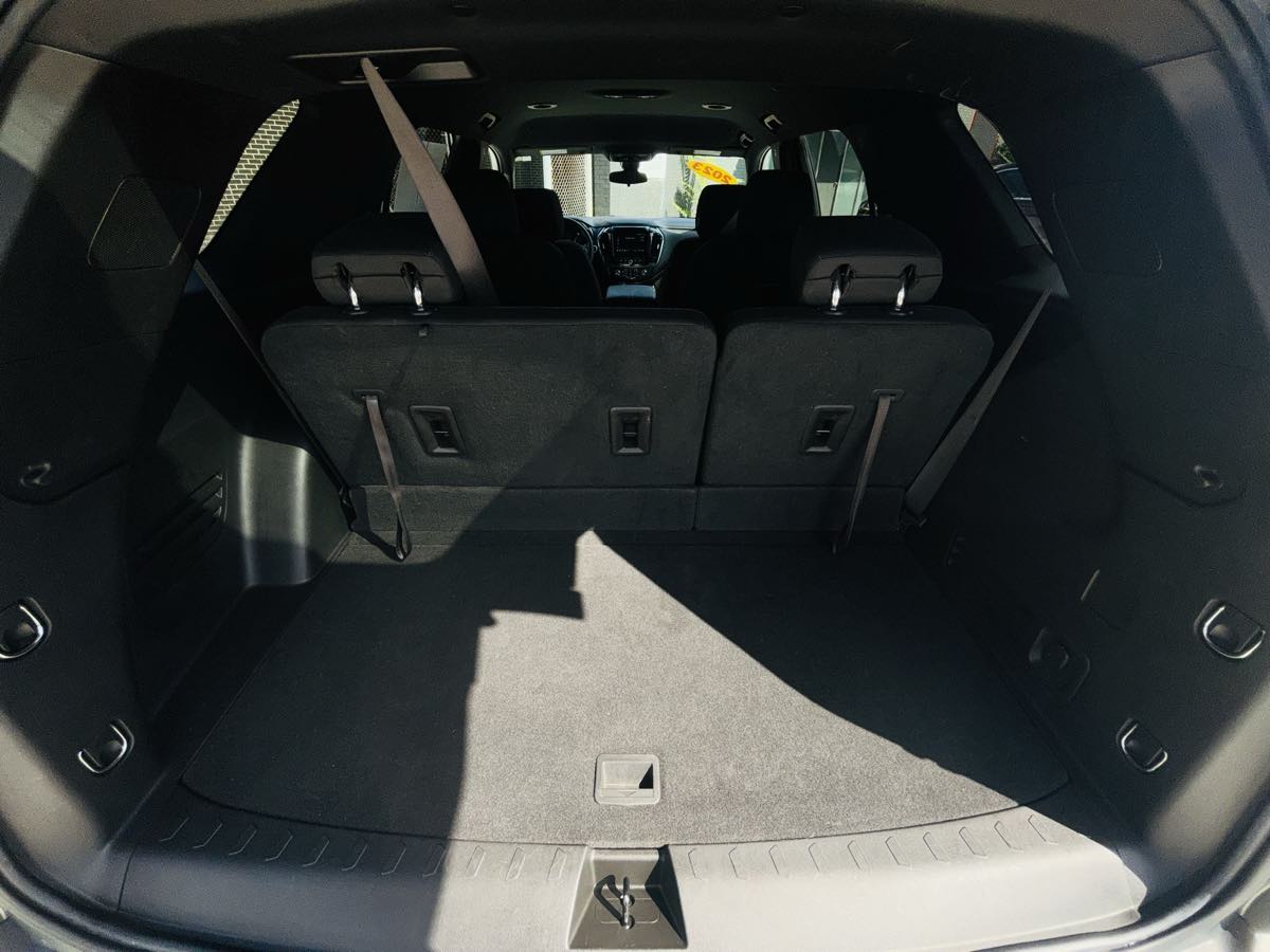 Photo 11 of this Chevrolet Traverse