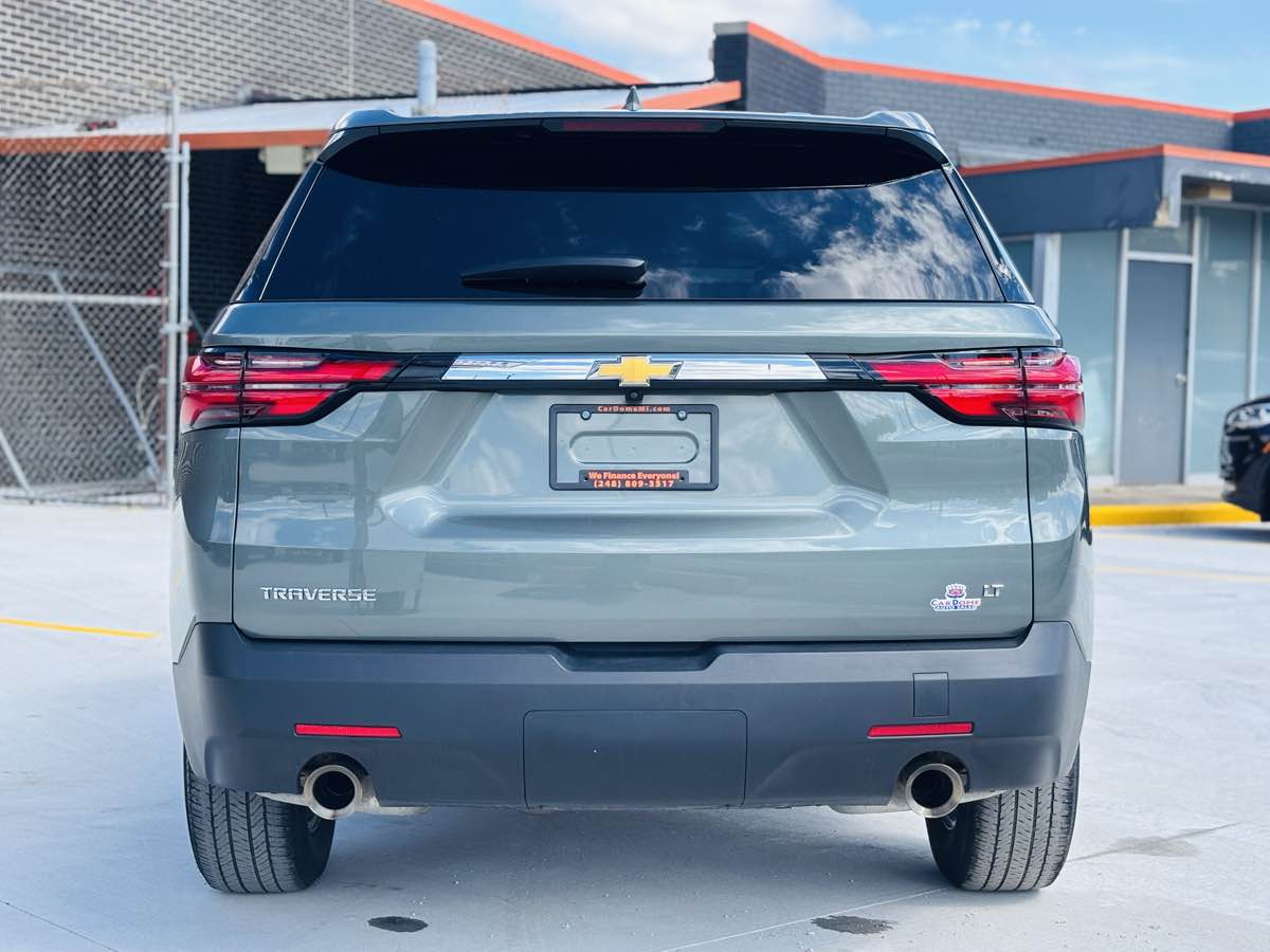 Photo 12 of this Chevrolet Traverse