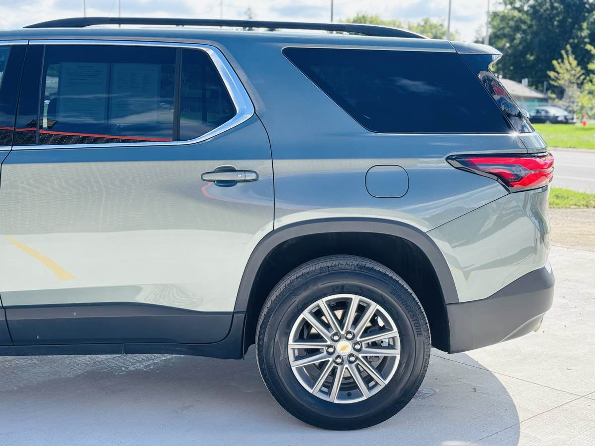Photo 15 of this Chevrolet Traverse
