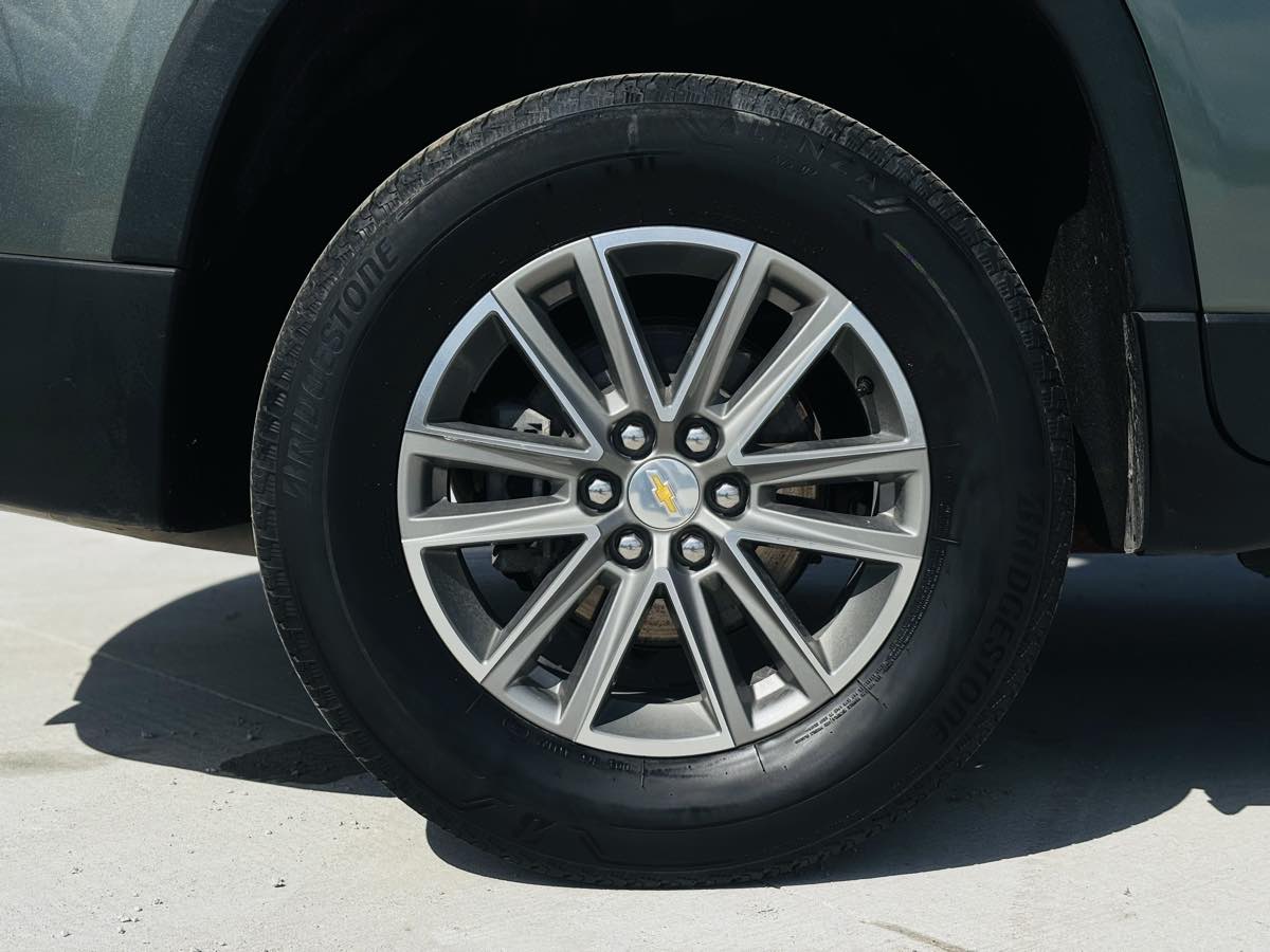 Photo 26 of this Chevrolet Traverse