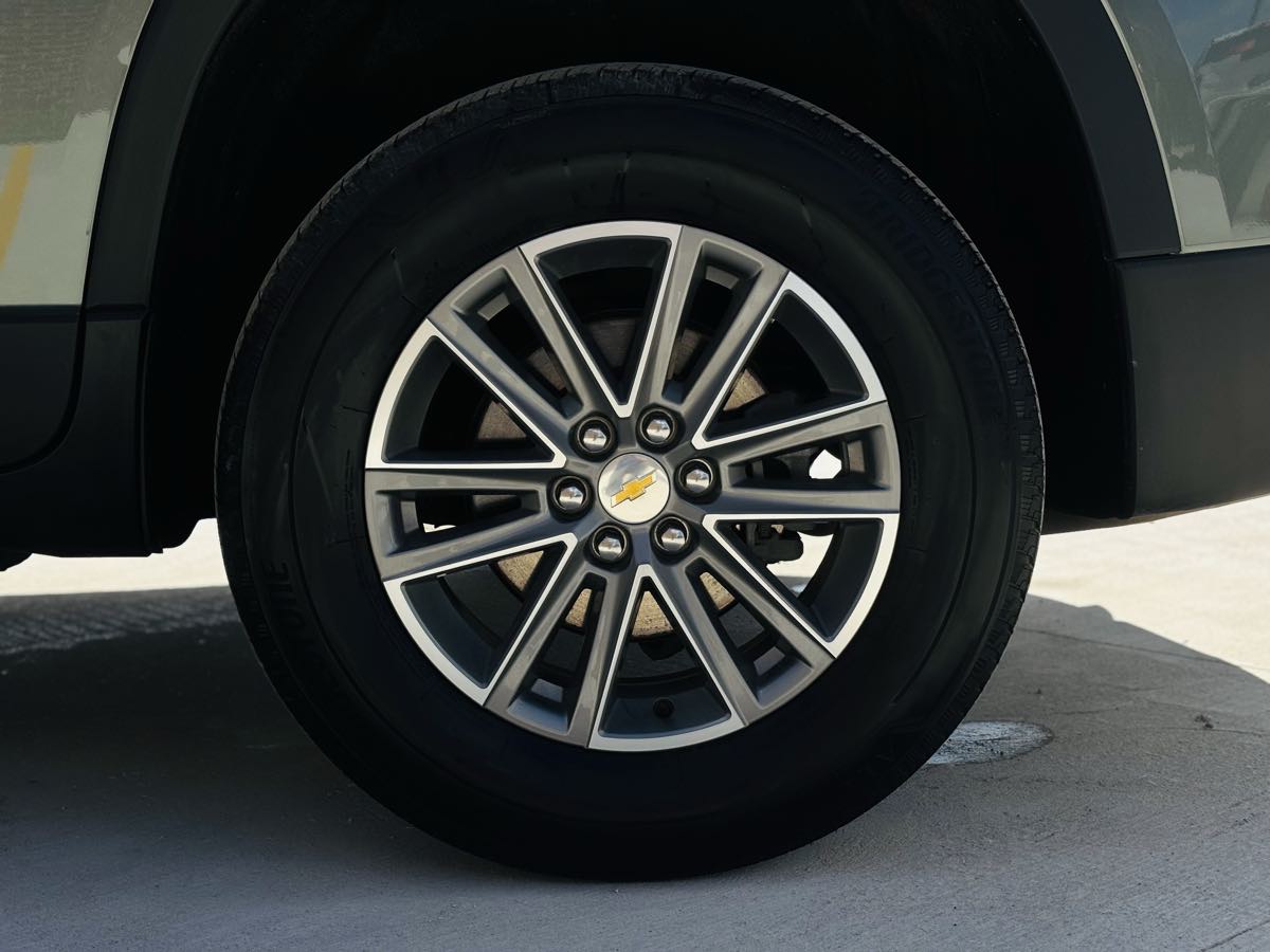 Photo 27 of this Chevrolet Traverse