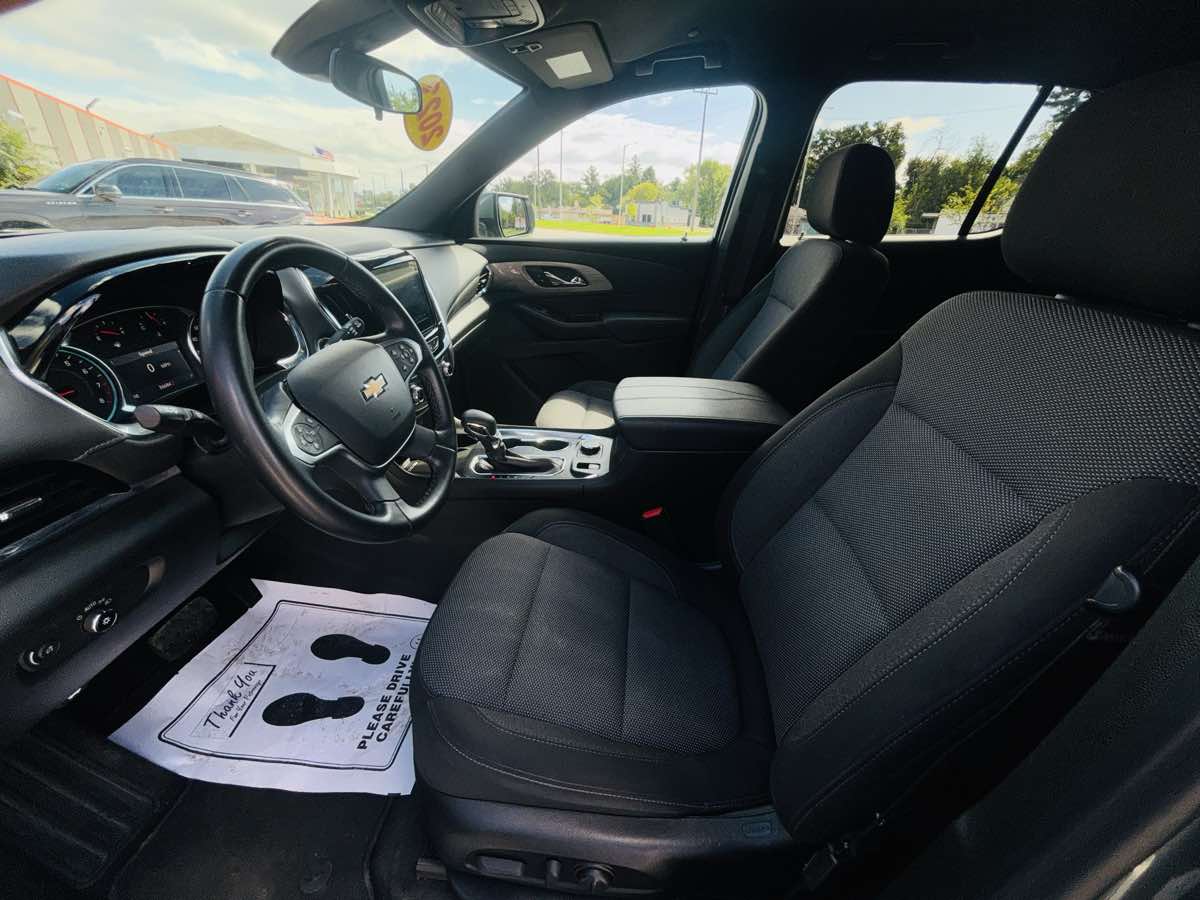 Photo 30 of this Chevrolet Traverse