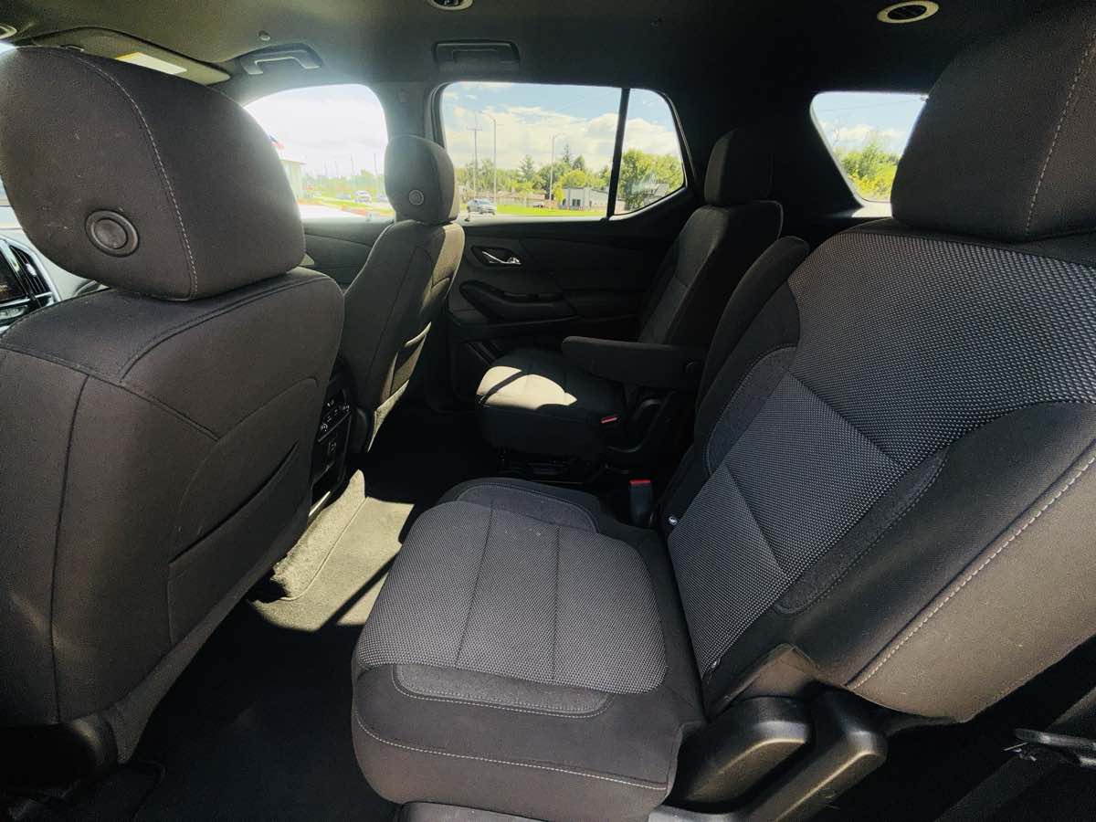 Photo 35 of this Chevrolet Traverse