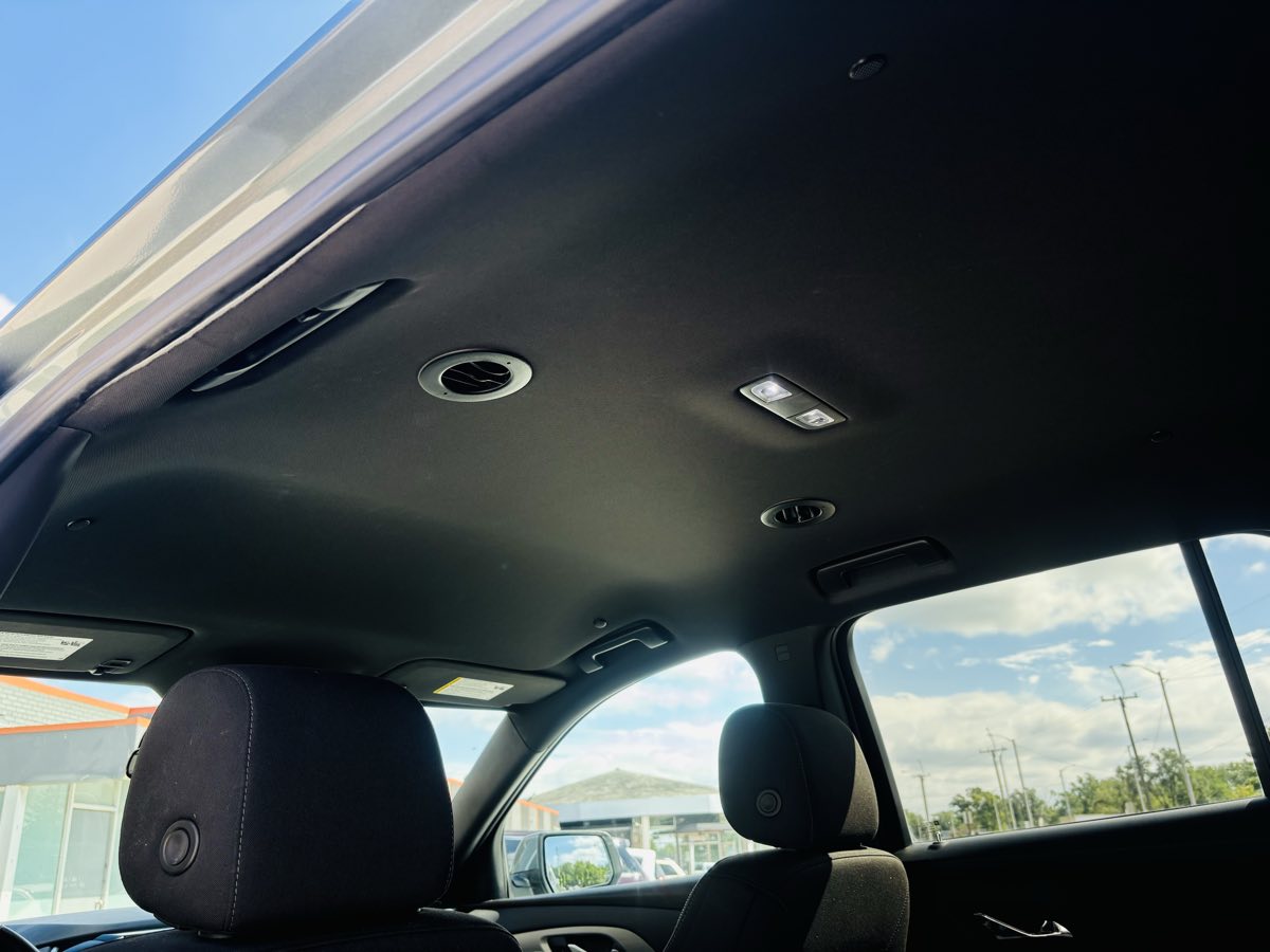 Photo 36 of this Chevrolet Traverse