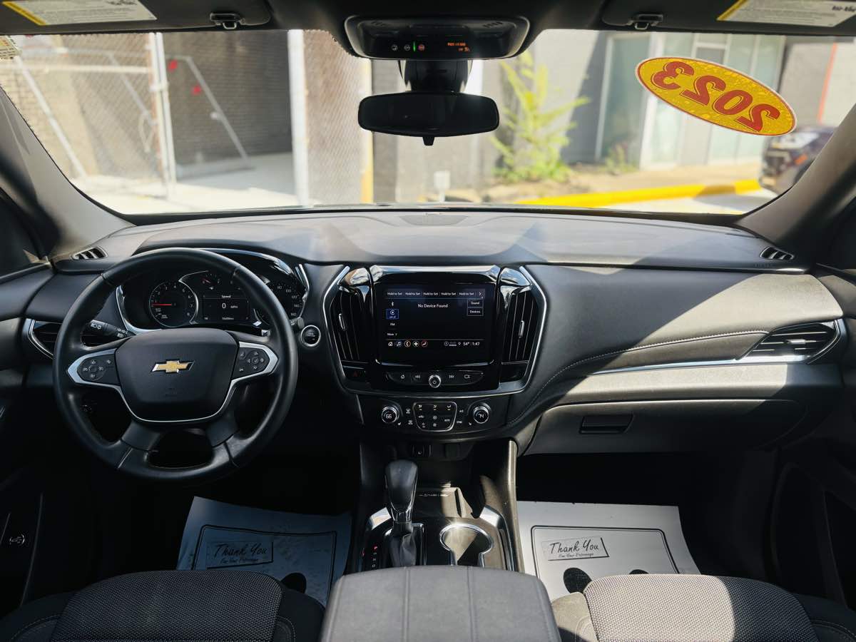 Photo 48 of this Chevrolet Traverse