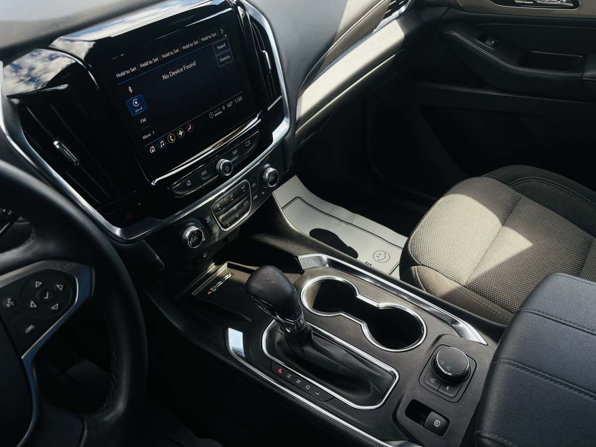 Photo 60 of this Chevrolet Traverse