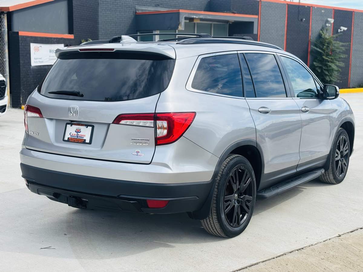 Photo 8 of this Honda Pilot