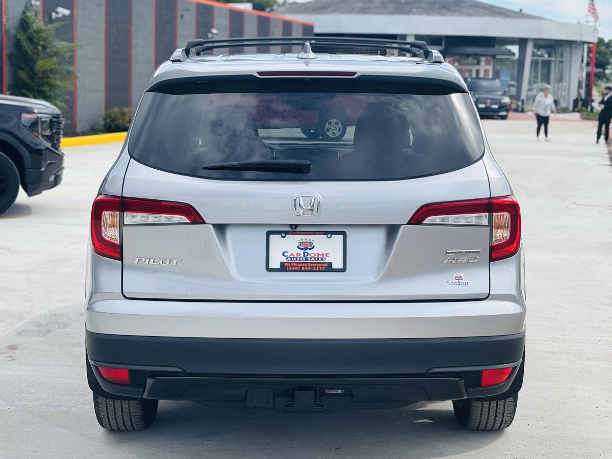 Photo 9 of this Honda Pilot