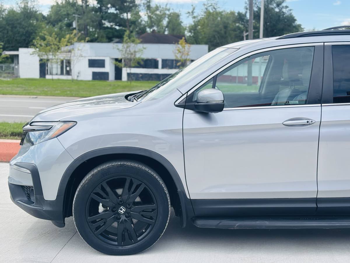 Photo 16 of this Honda Pilot