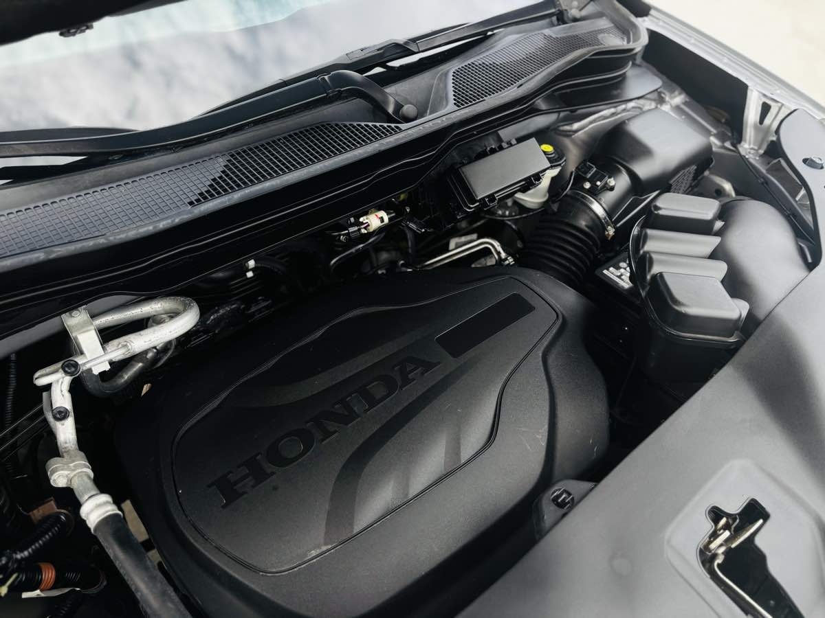Photo 22 of this Honda Pilot