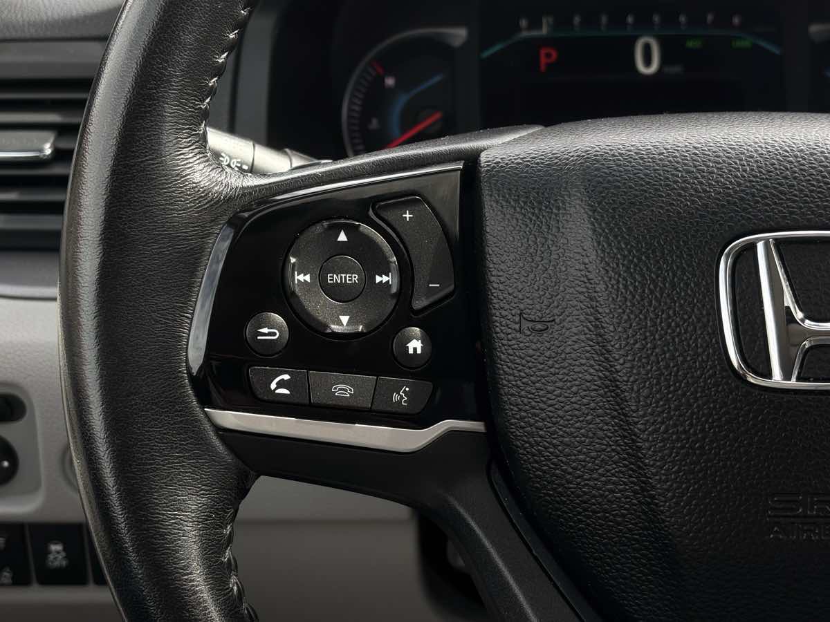 Photo 51 of this Honda Pilot