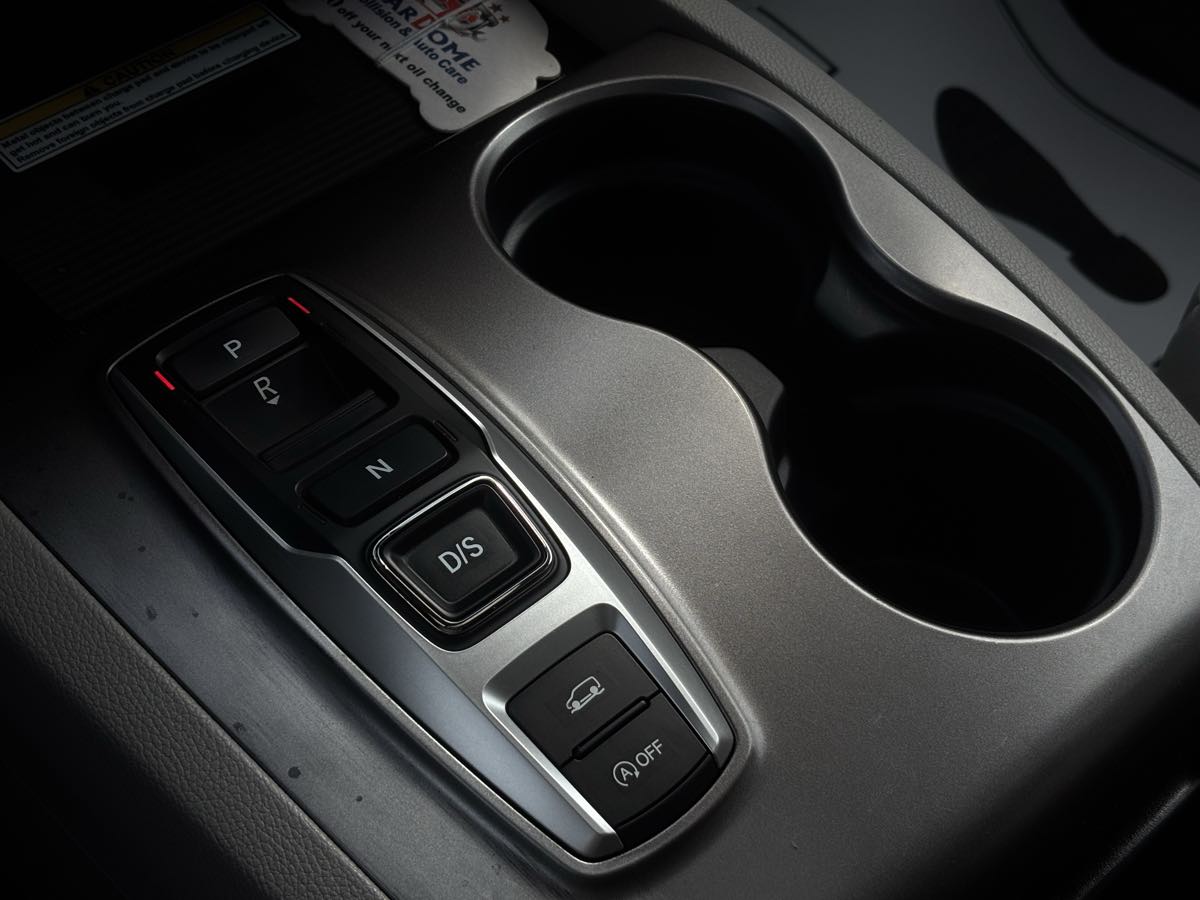Photo 61 of this Honda Pilot