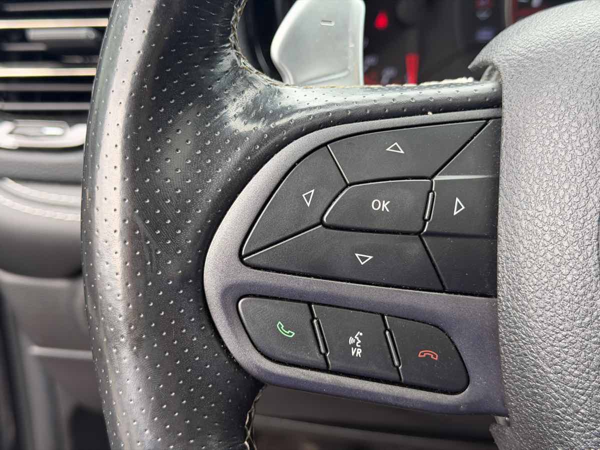 Photo 18 of this Dodge Durango