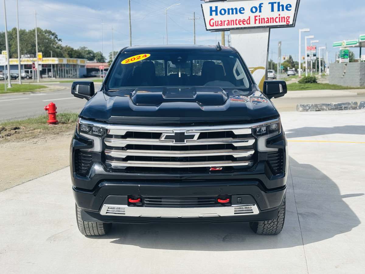 Photo 19 of this Chevrolet Silverado 1500
