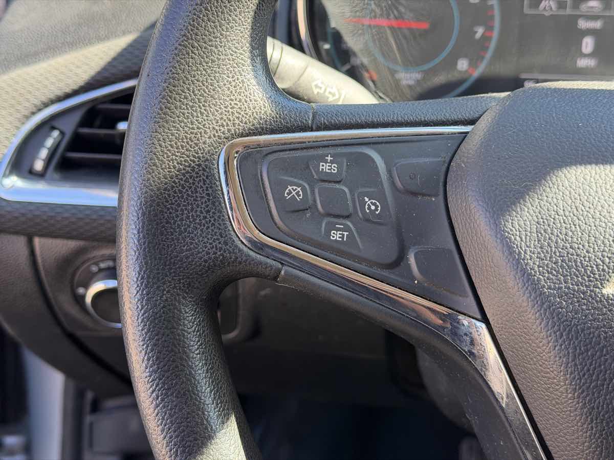 Photo 10 of this Chevrolet Cruze