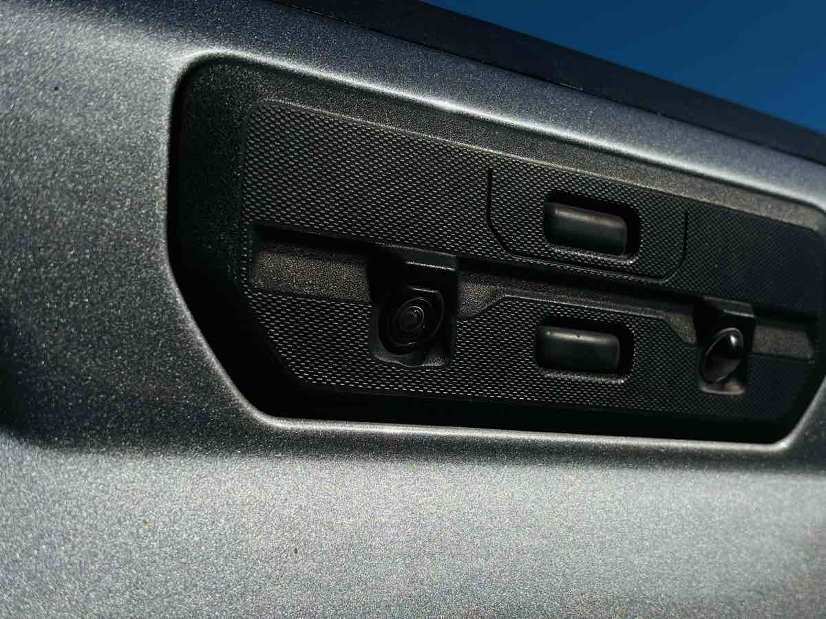 Photo 12 of this GMC Sierra 1500 Limited