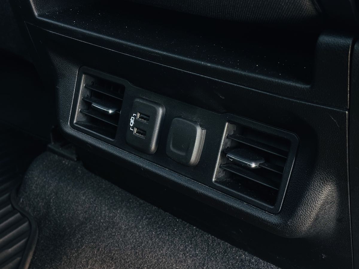 Photo 41 of this GMC Sierra 1500 Limited