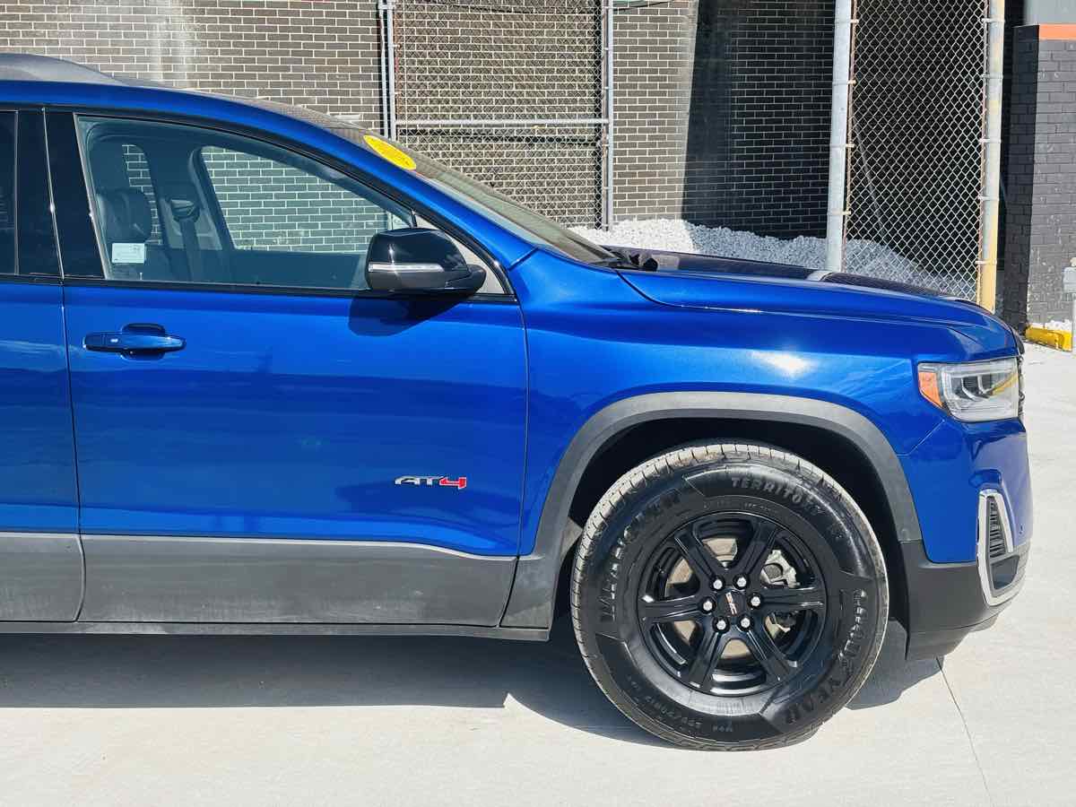 Photo 6 of this GMC Acadia